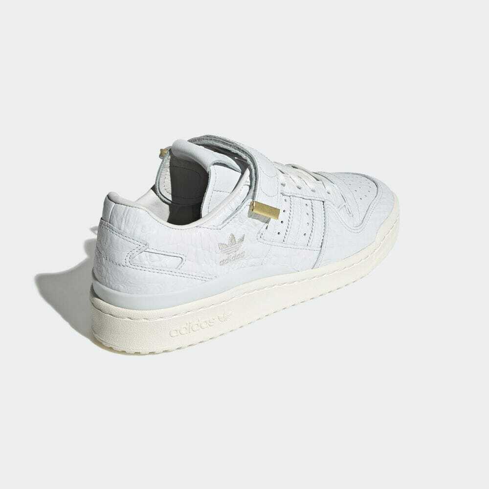 adidas Forum 'Crystal White'1