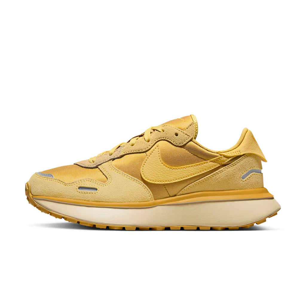 Nike Phoenix Waffle 'University Gold'