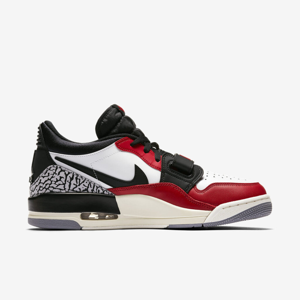 Air Jordan Legacy 312 Low ‘Chicago White’2