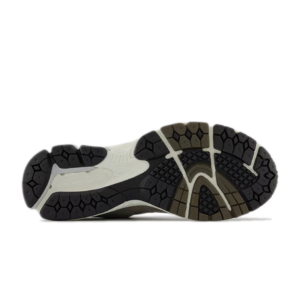New Balance 2002R 'Warm Alpaca Light Chalkboard'4