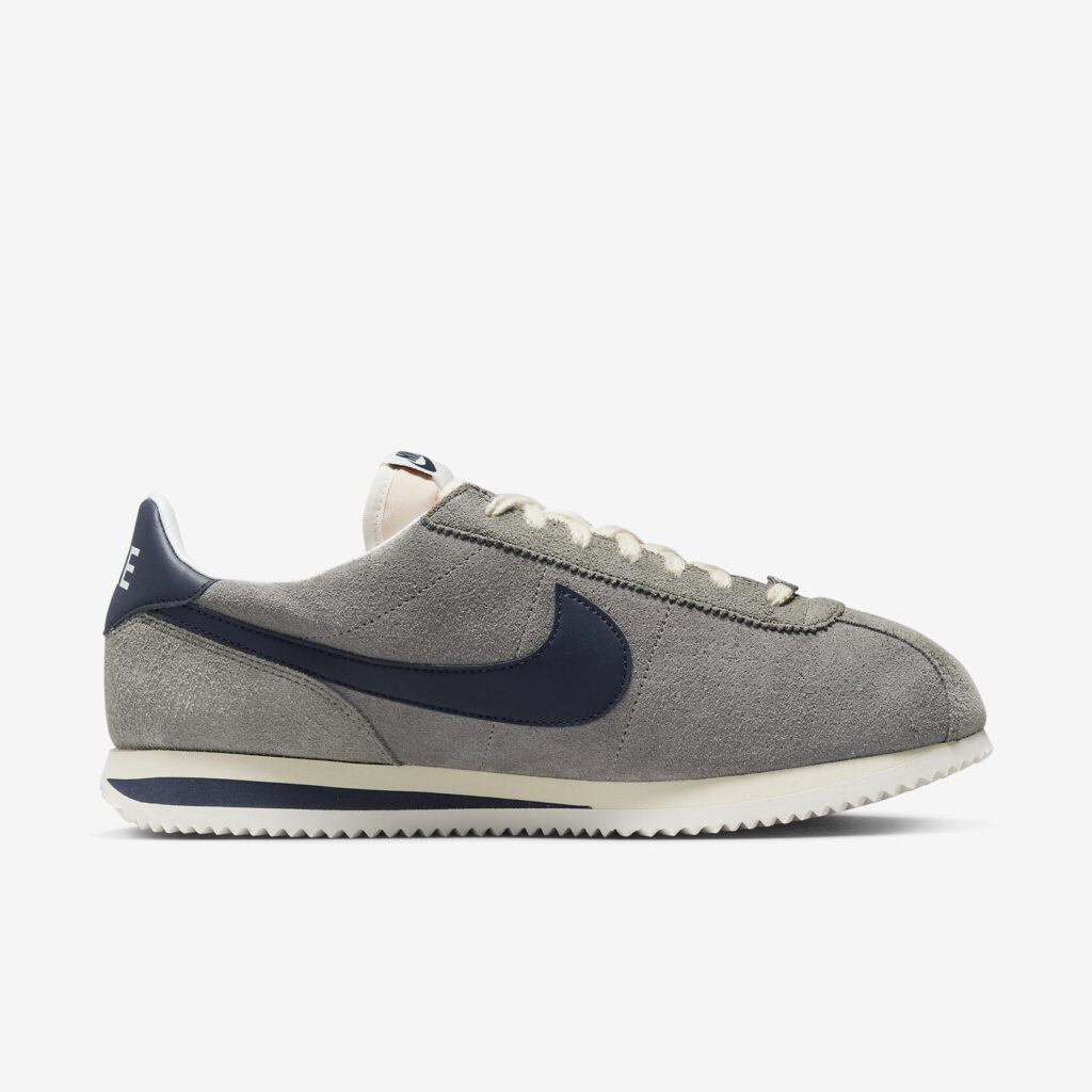 Nike Cortez ‘Georgetown’2