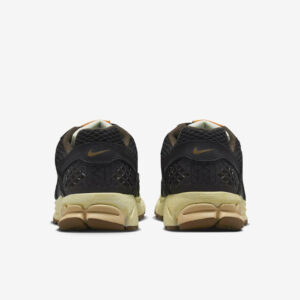 Nike Zoom Vomero 5 'Black Sesame'4