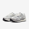 Nike Zoom Vomero 5 'Chrome Photon Dust'5