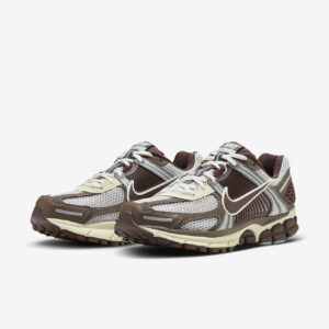 Nike Zoom Vomero 5 'Earth Fossil'4