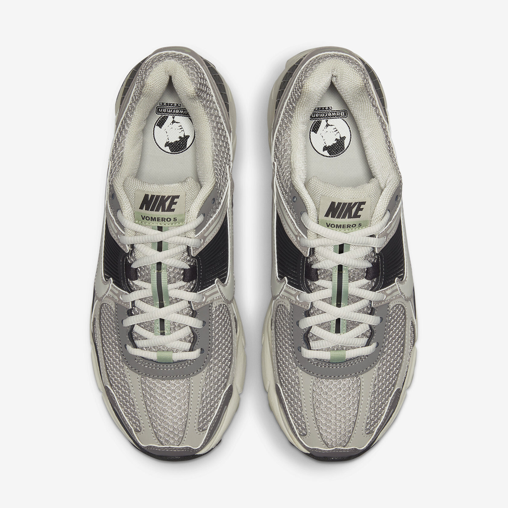 Nike Zoom Vomero 5 'Grey'4