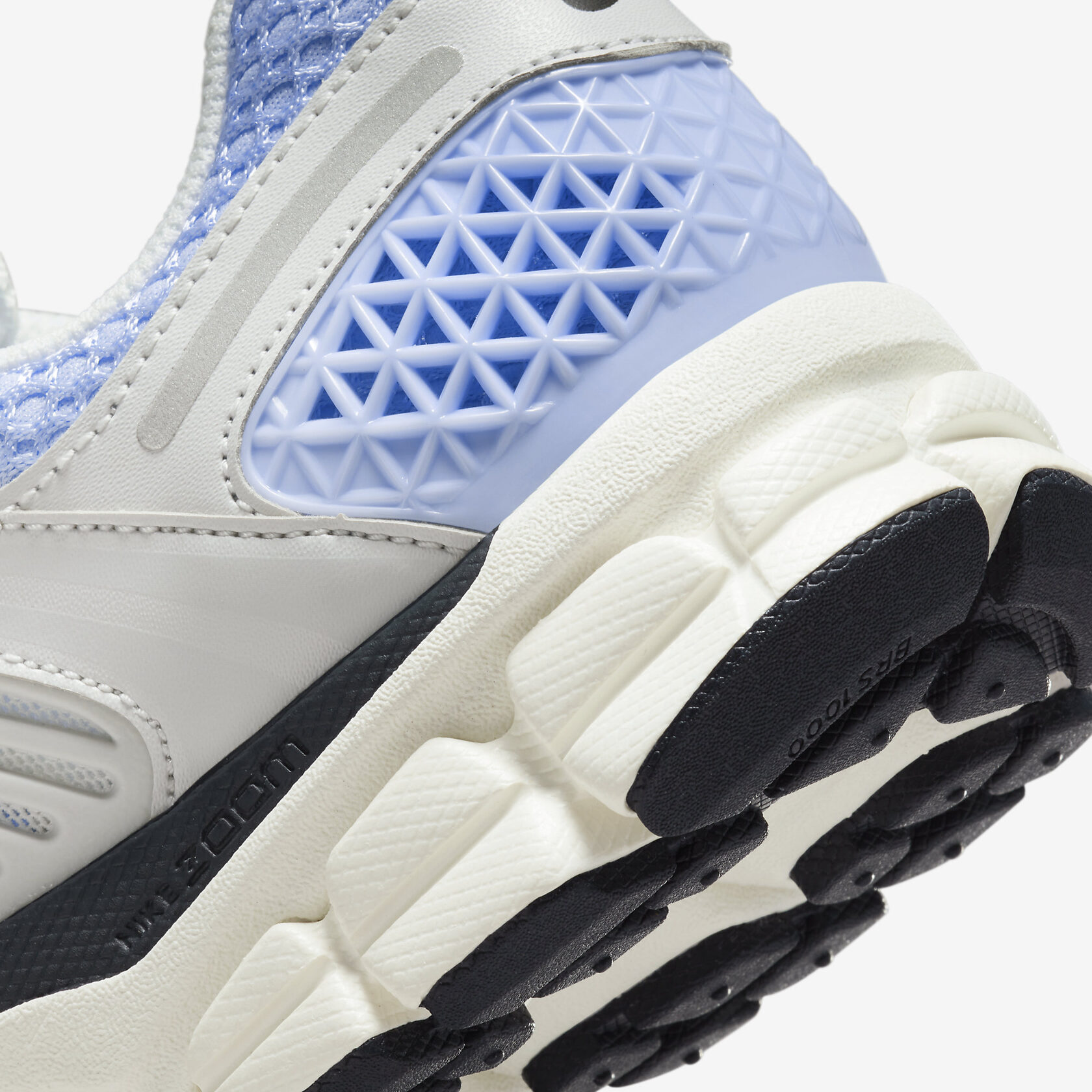 Nike Zoom Vomero 5 'Royal Tint'7