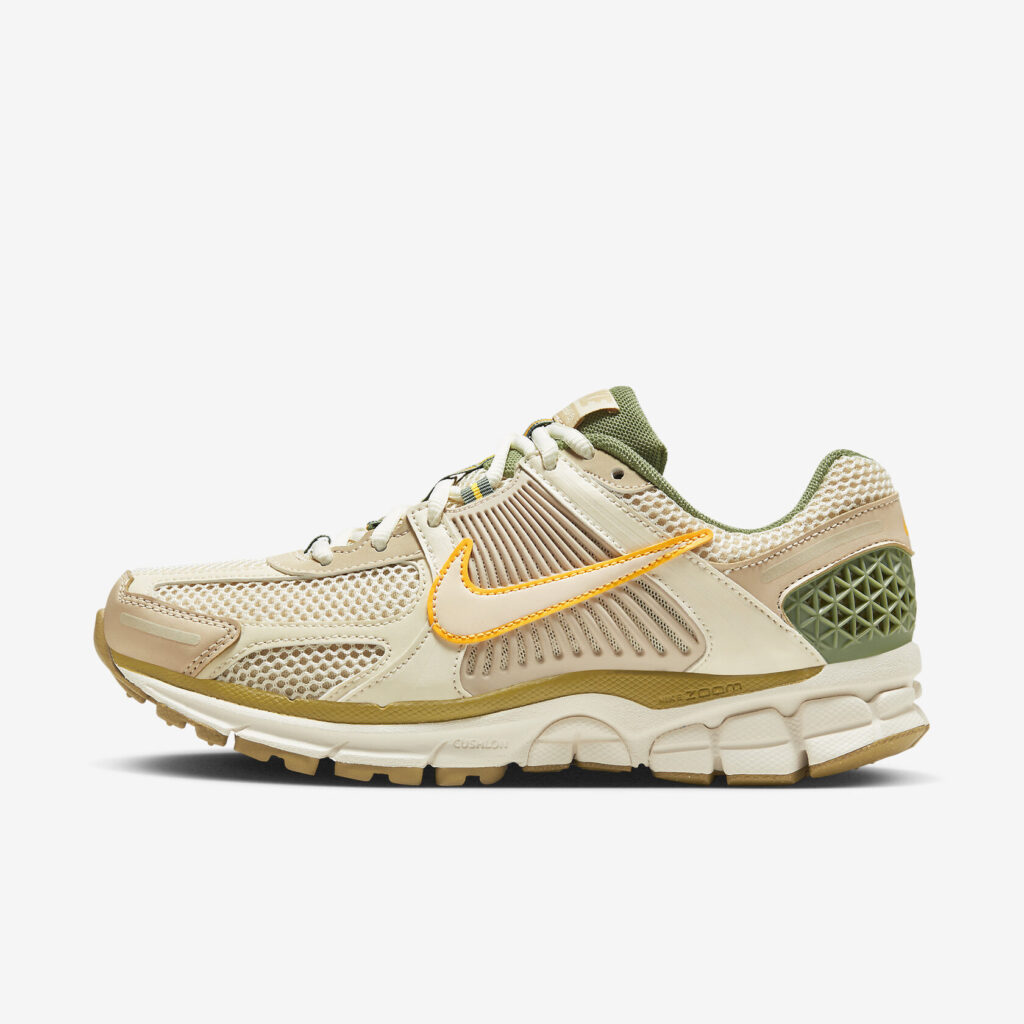 Nike Zoom Vomero 5 'Sail Laser Medium'