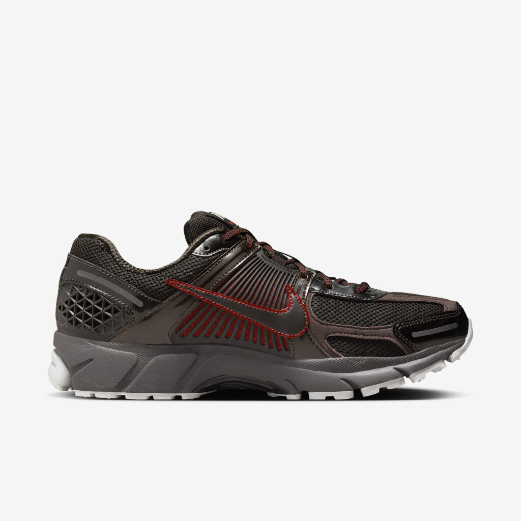 Nike Zoom Vomero 5 ‘Velvet Brown’2