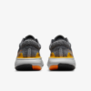 Nike ZoomX Invincible Run Flyknit 2 'Iron Grey'3