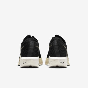 Nike ZoomX VaporFly 3 'Black Metallic Gold'5