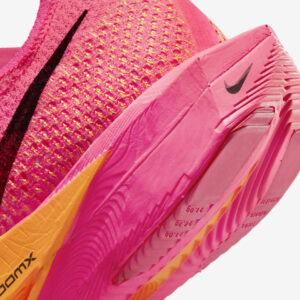 Nike ZoomX VaporFly 3 'Hyper Pink'6