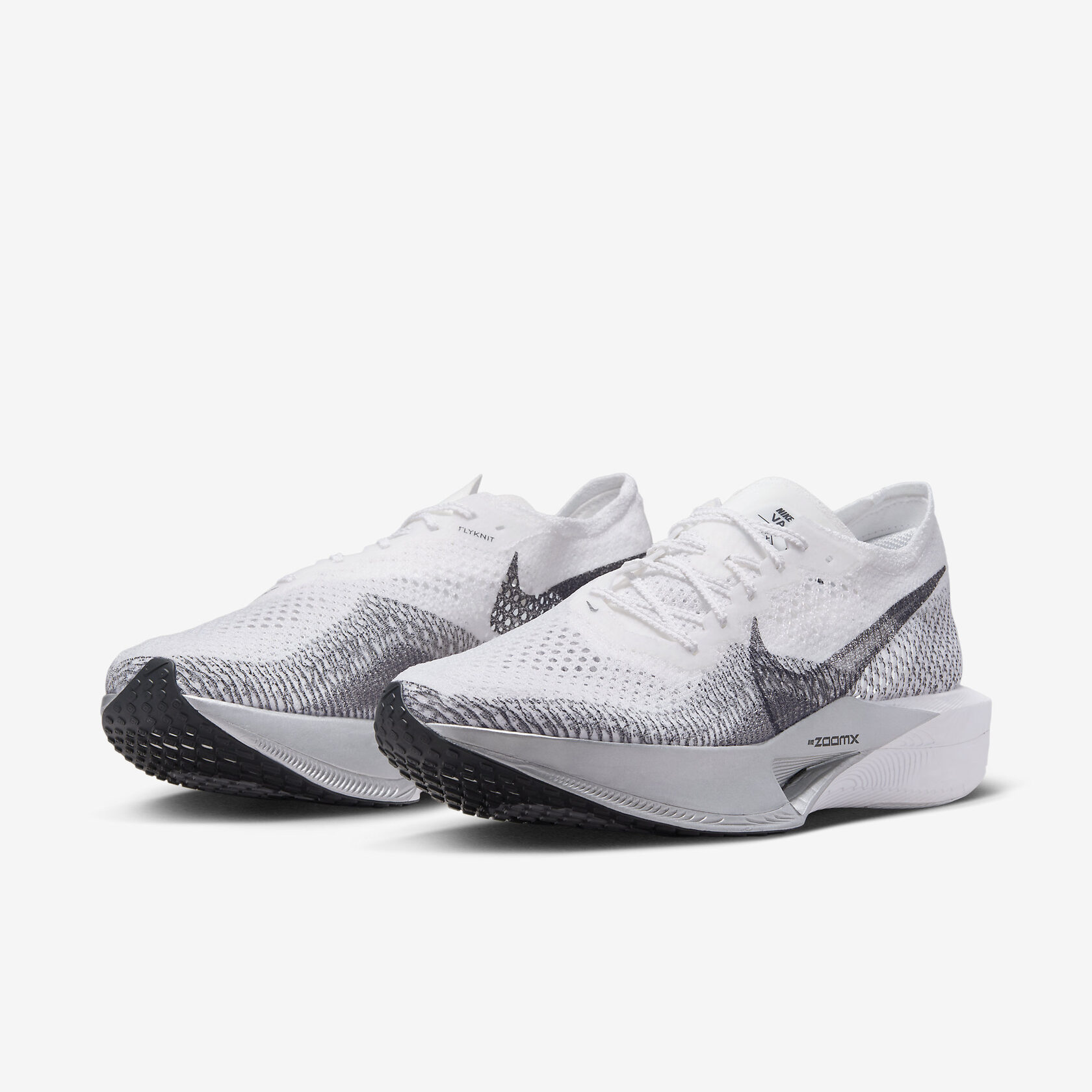 Nike ZoomX VaporFly 3 'Metallic Silver'4