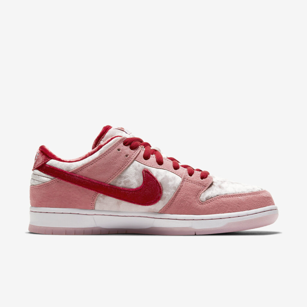 Strangelove Skateboards X Nike SB SB Dunk Low2