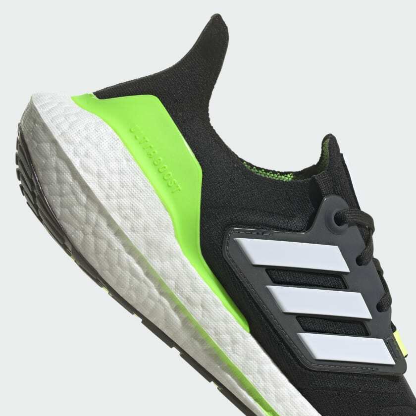 adidas Ultra Boost 22 Solar Green6