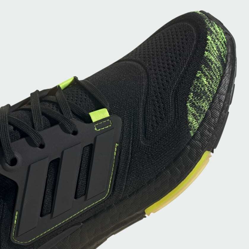 adidas Ultra Boost 22 Solar Yellow Black8