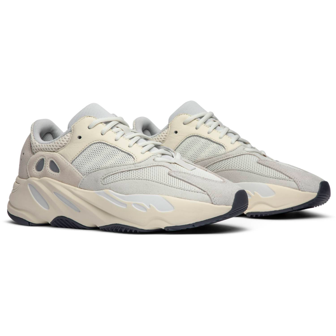 adidas Yeezy Boost 700 'Analog'2