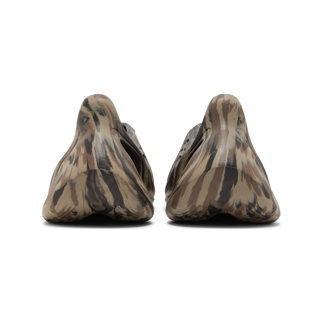 adidas Yeezy Foam Runner 'MX Cinder'3