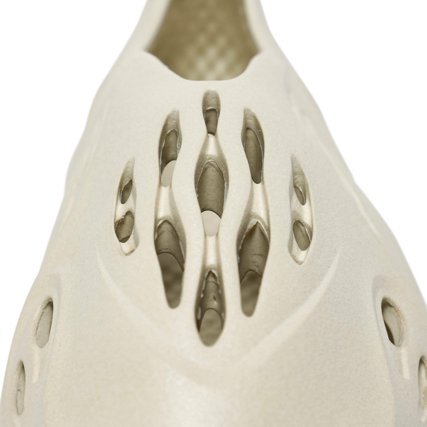 adidas Yeezy Foam Runner 'Sand'6