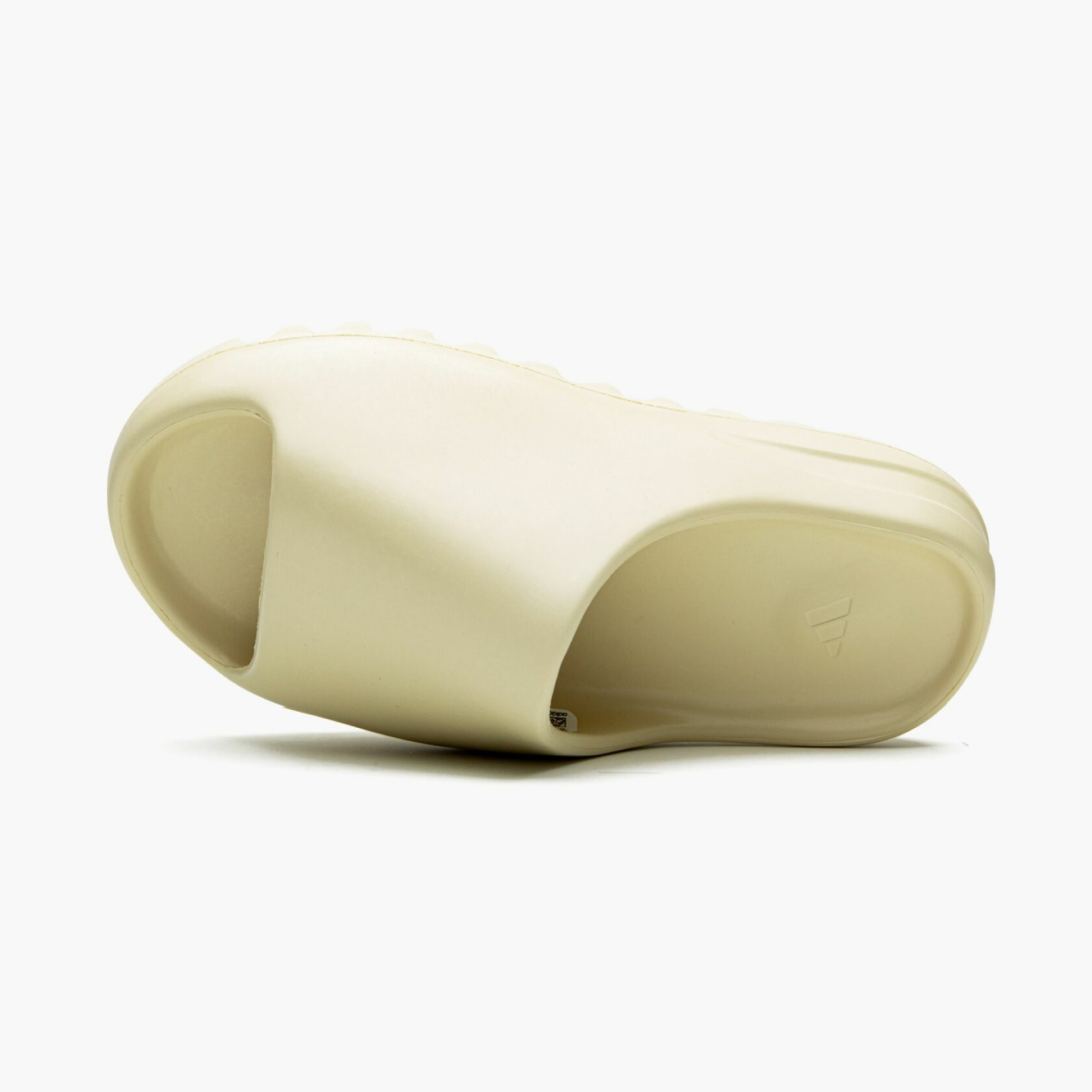 adidas Yeezy Slide 'Bone'2