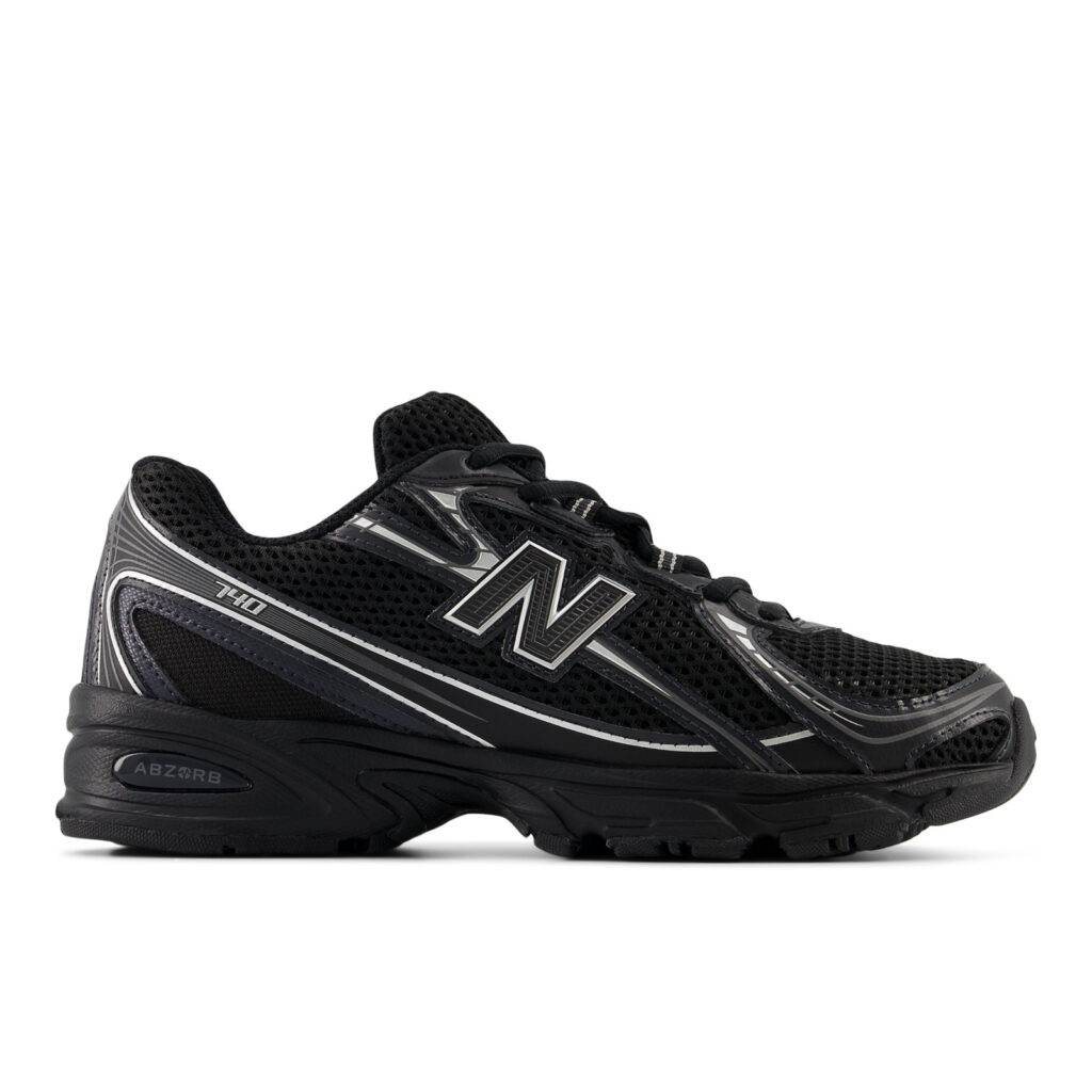 New Balance 740 - BLACK/SILVER METALLIC