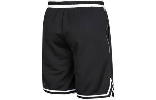 Nike Contrasting Stitching Shorts Black2