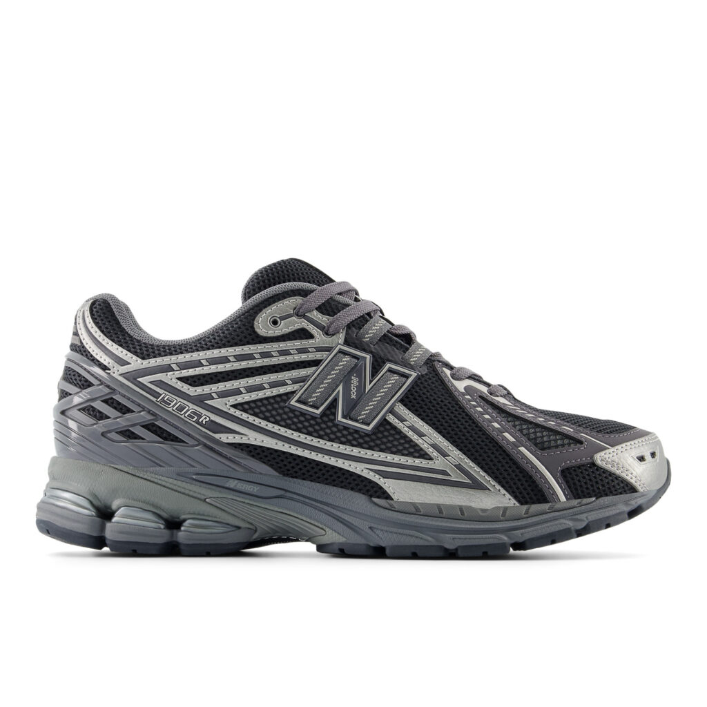 New Balance 1906R Black Silver1
