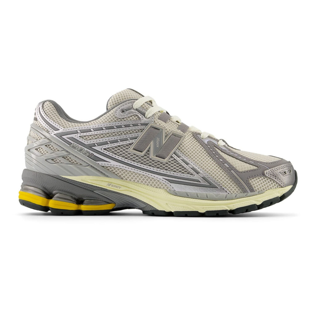 New Balance 1906R ‘Moonrock’1