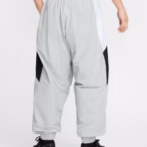 Nike Oversized Woven Track Pants1