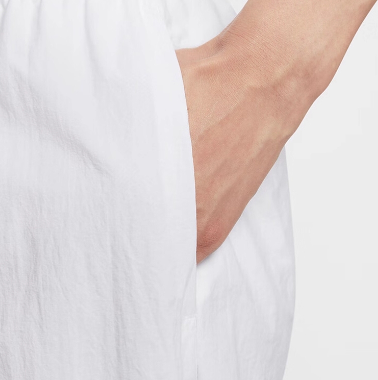 Nike Women's Mid-Rise Trousers4