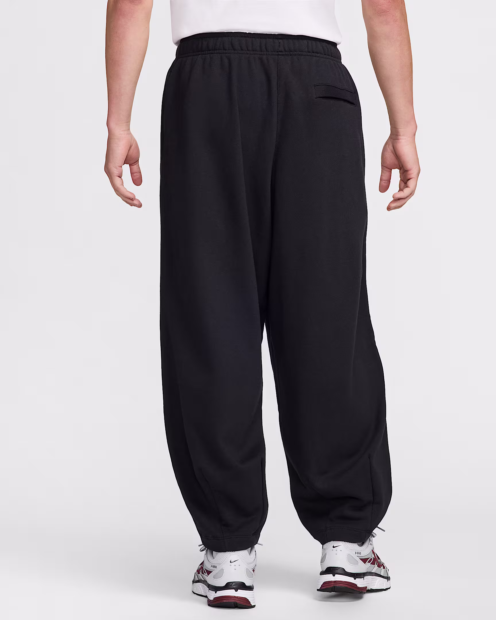 Nike Club Fleece Oversized French Terry Pants1