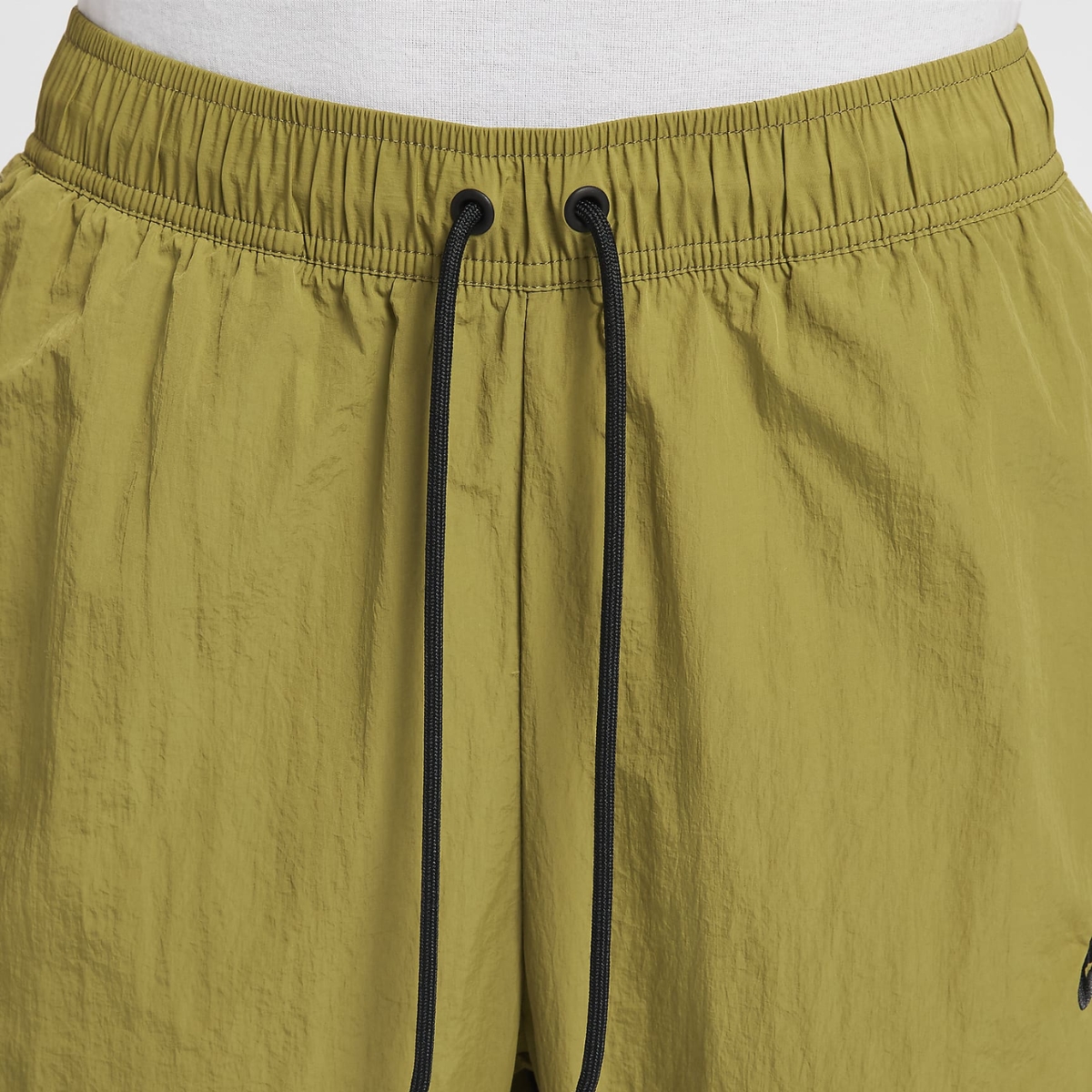 Nike Tech Woven Straight Fit Pants2