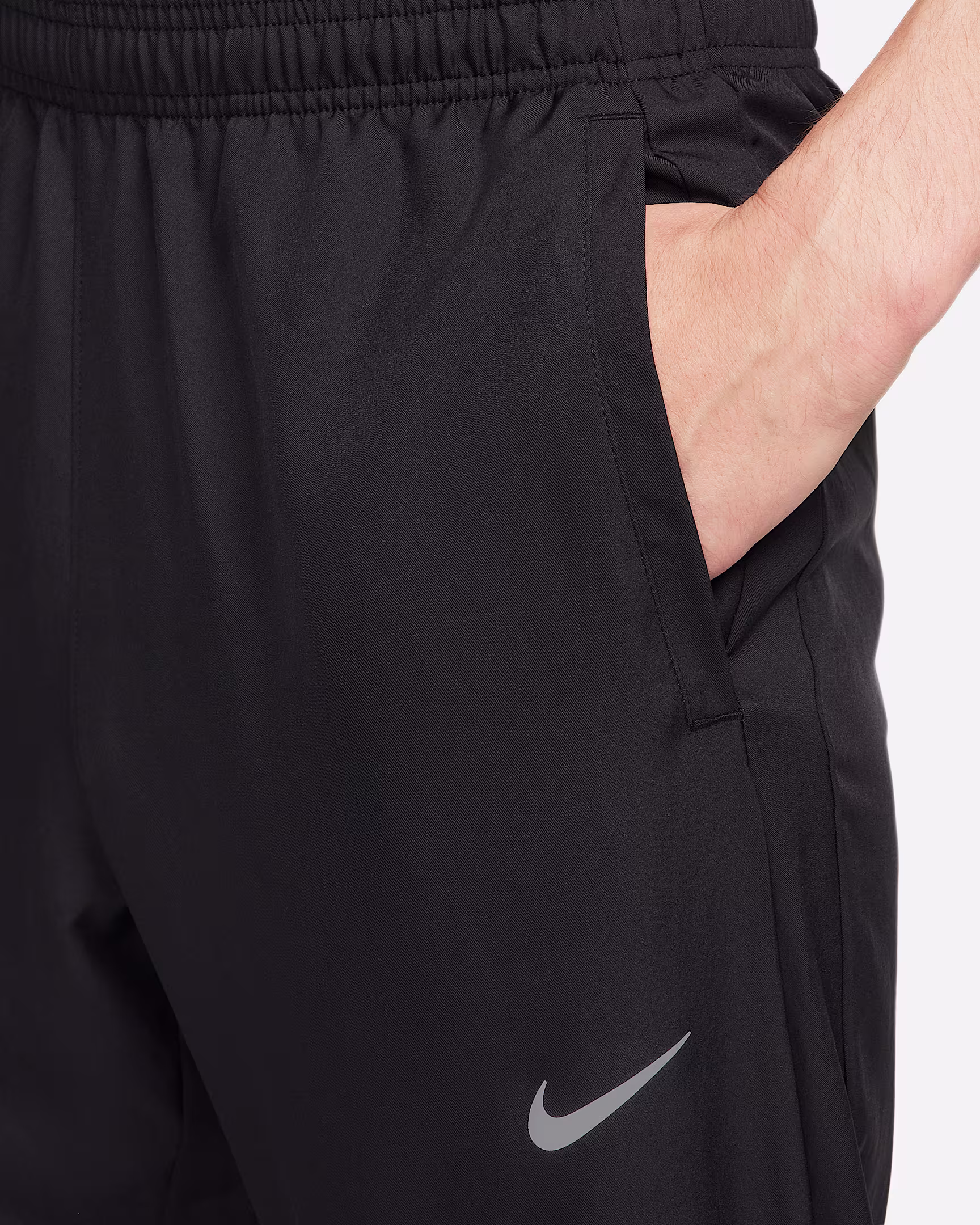 Nike Dri-FIT Challenger Woven Pants 3