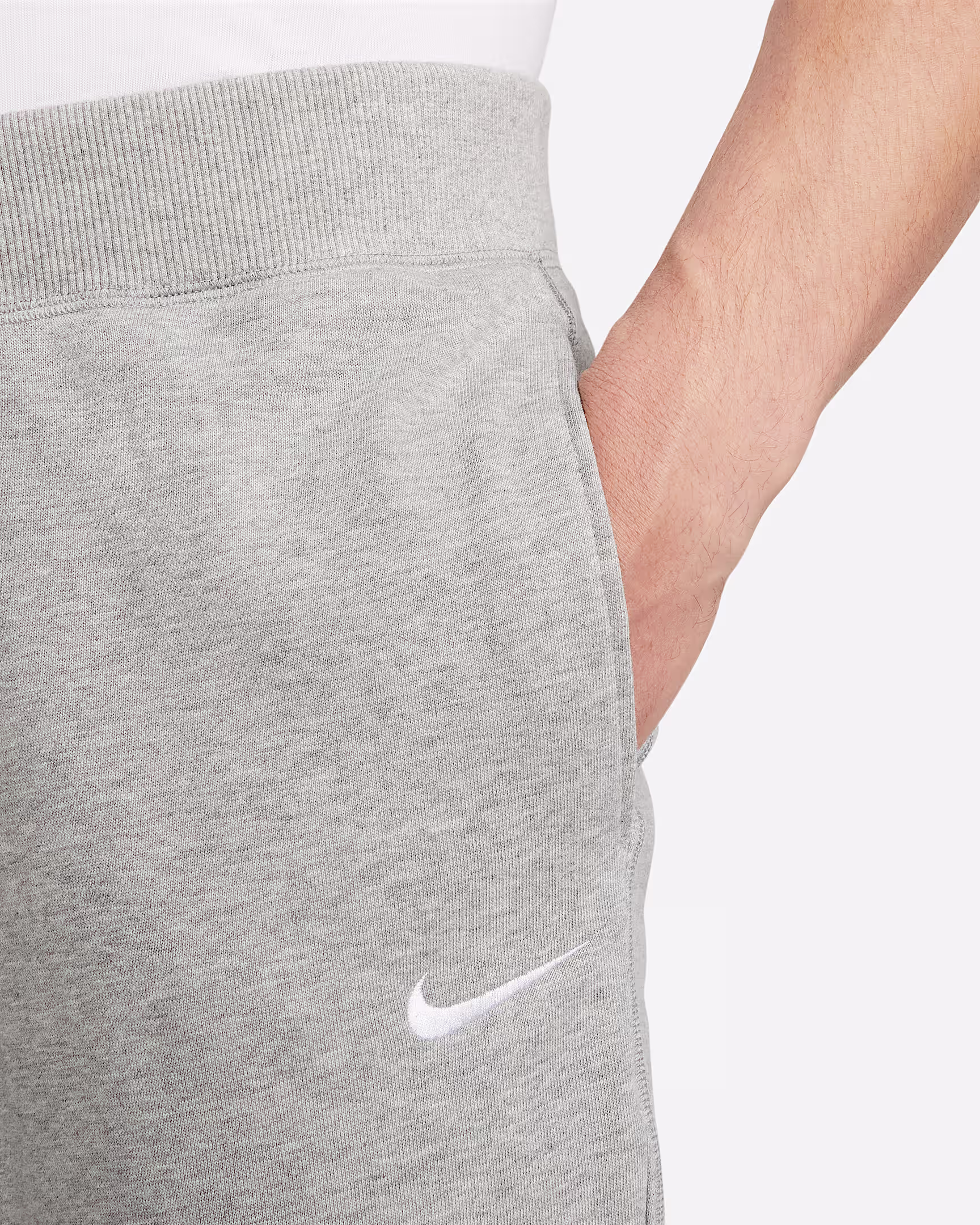 Nike French Terry Cuffed Pants2