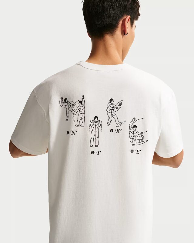 Nike Short-Sleeve Printed Tee Sail