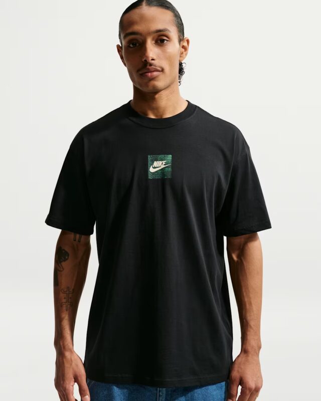 Nike Loose Celebrate Tee Black