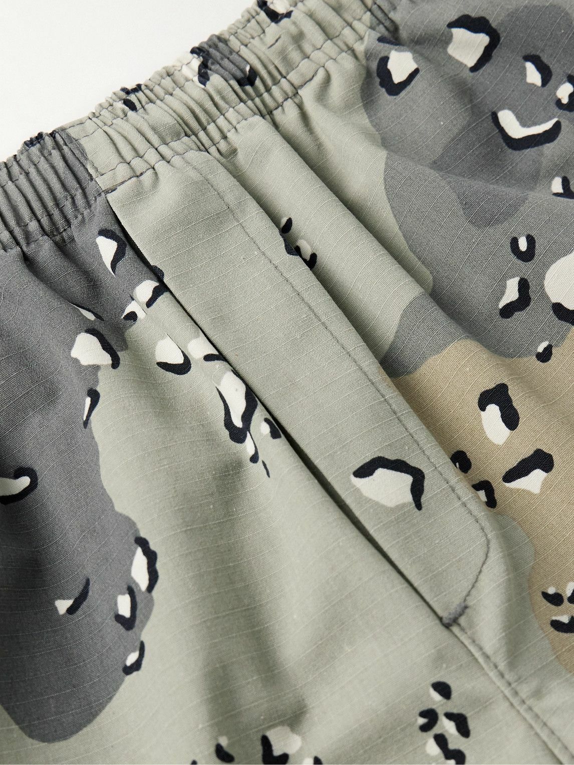 GALLERY DEPT. Art That Kills Camo Shorts 'Camo'2